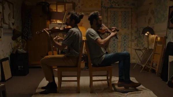 A Toi Les Oreilles by Alexandre Isabelle
