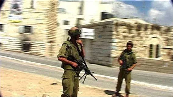 Route 181, Fragments of a Journey in Palestine-Israel by Michel Khleifi, Eyal Sivan